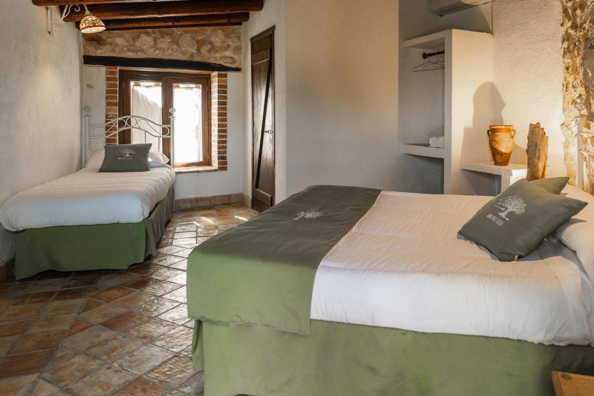 Roba Degli Ulivi Bed & Breakfast Agrigento Exterior photo